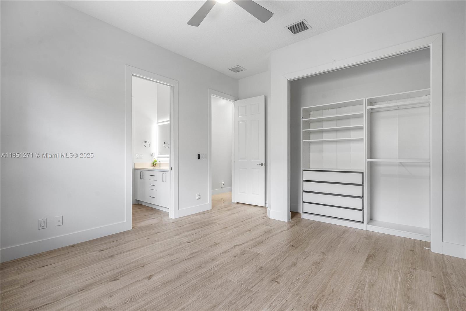 11098 Canary Island Ct