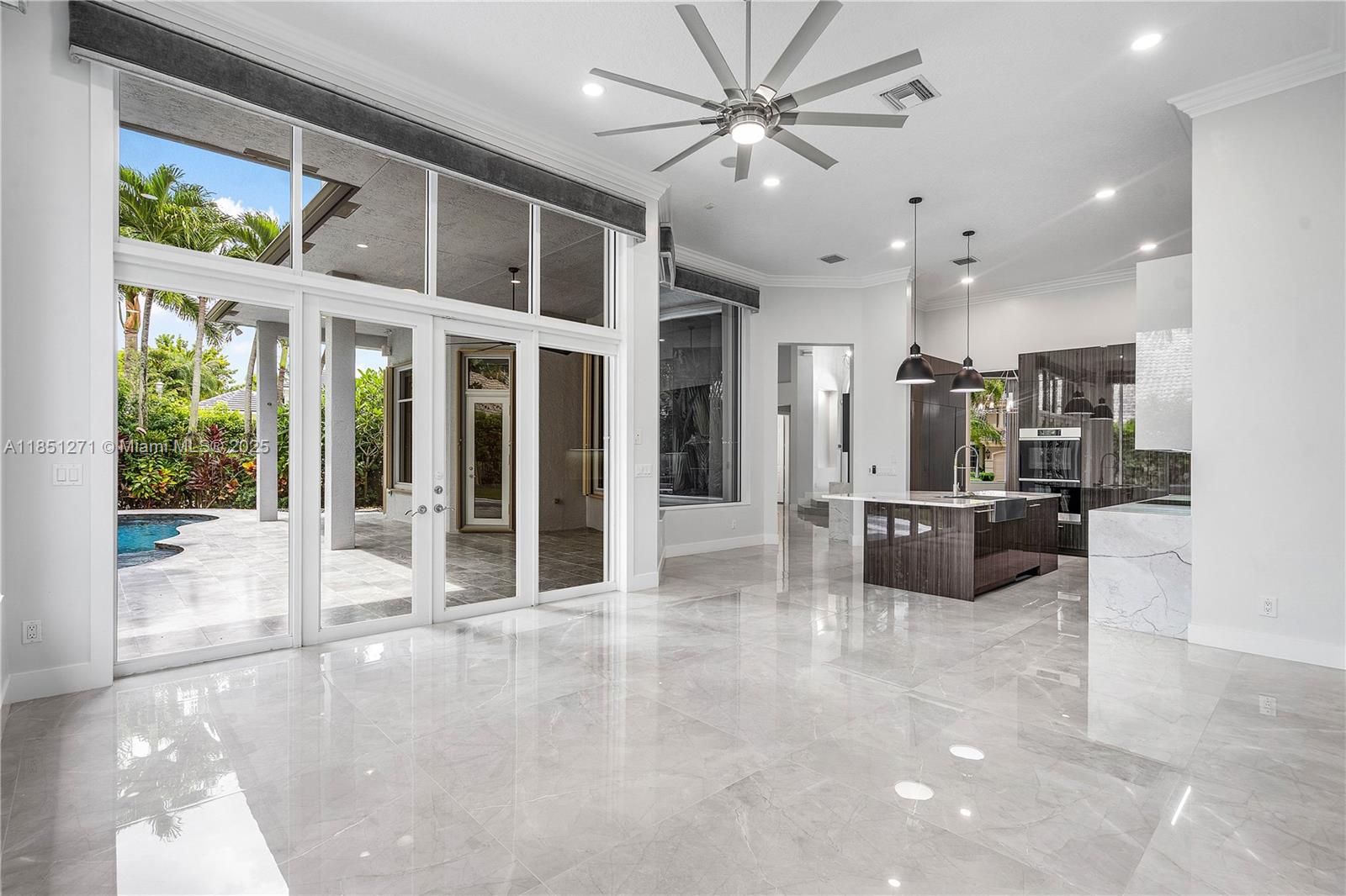11098 Canary Island Ct