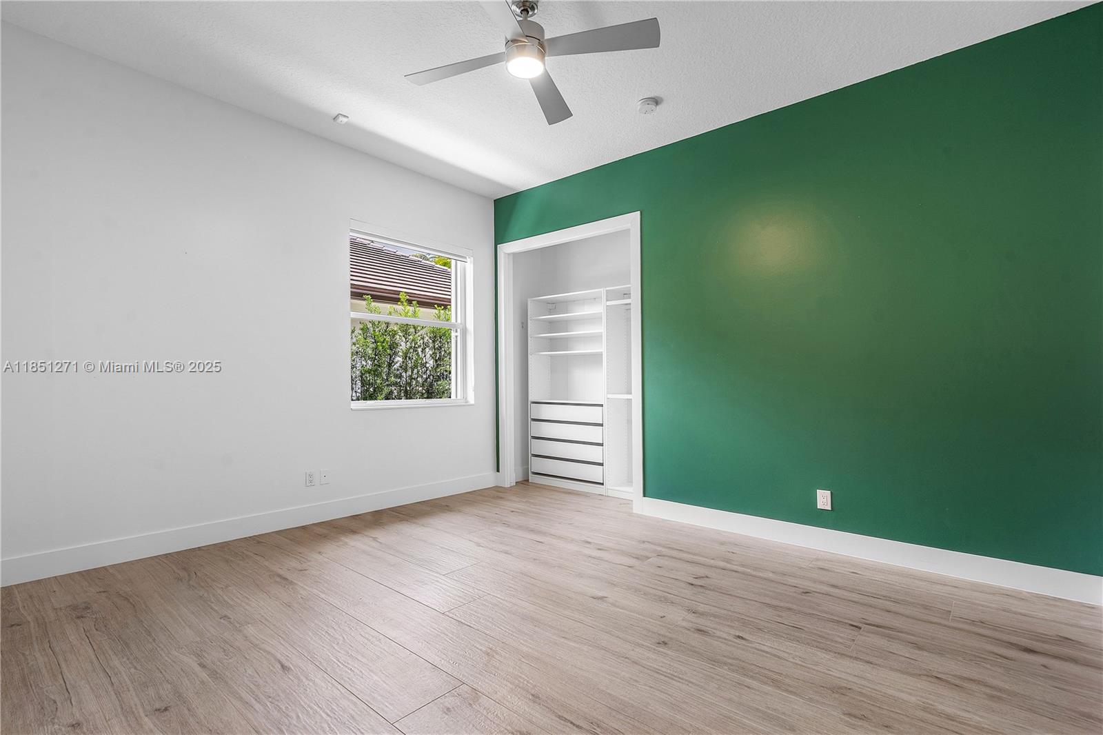 11098 Canary Island Ct