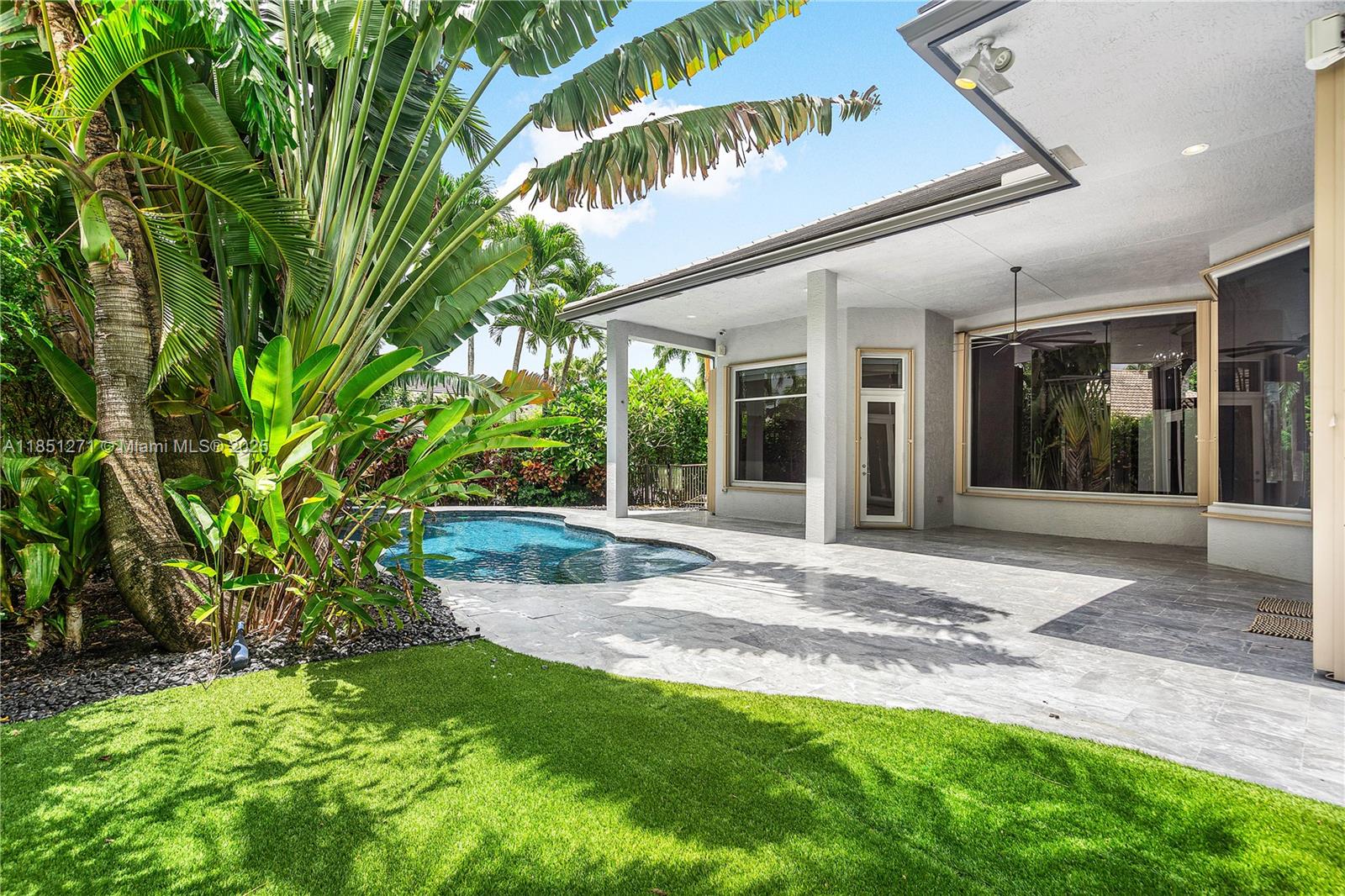11098 Canary Island Ct
