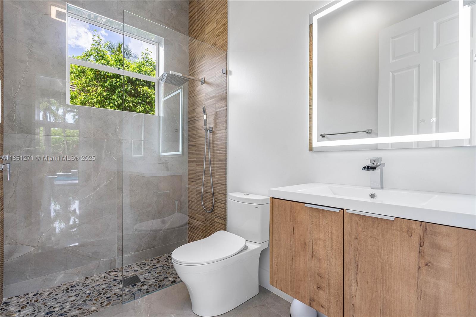11098 Canary Island Ct
