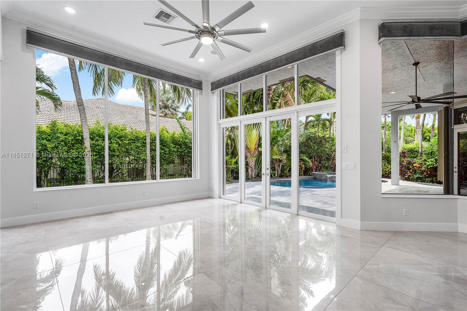 11098 Canary Island Ct