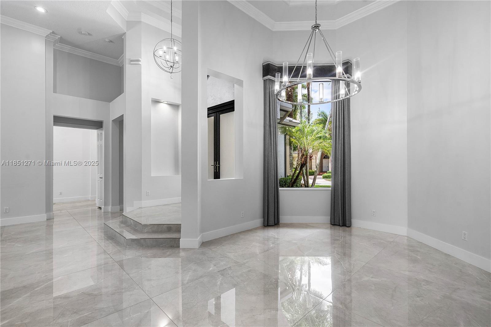 11098 Canary Island Ct