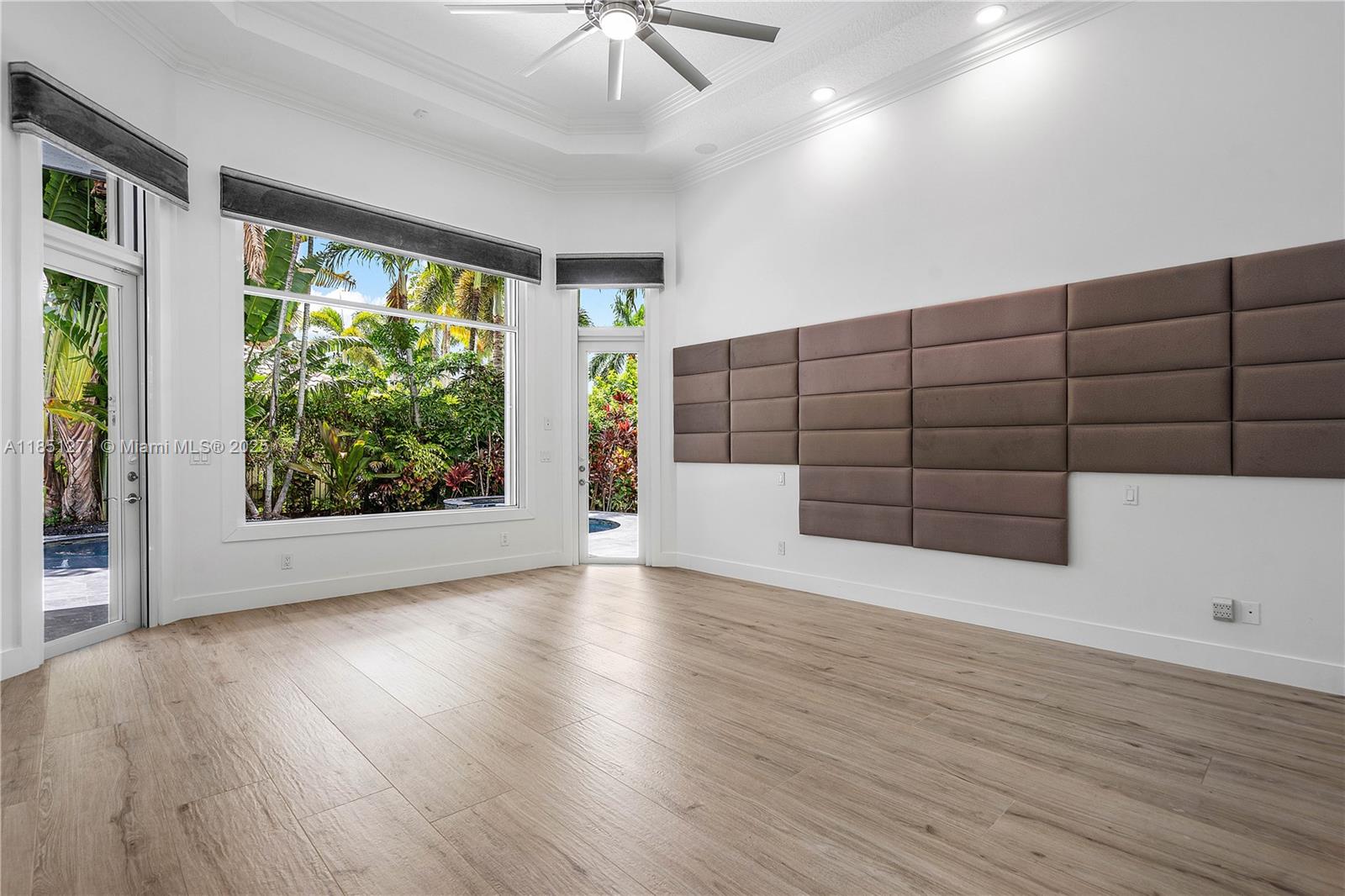 11098 Canary Island Ct