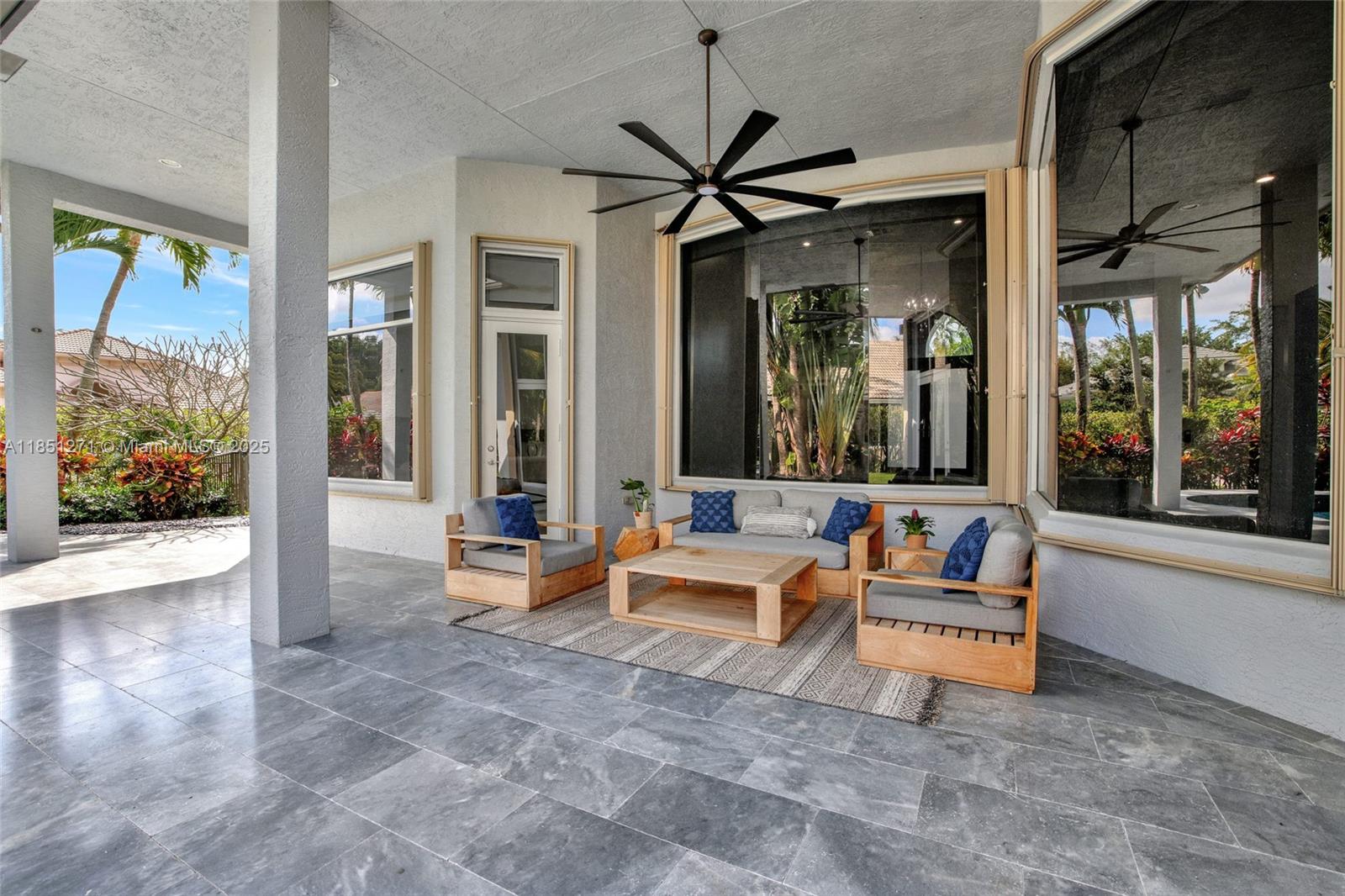 11098 Canary Island Ct
