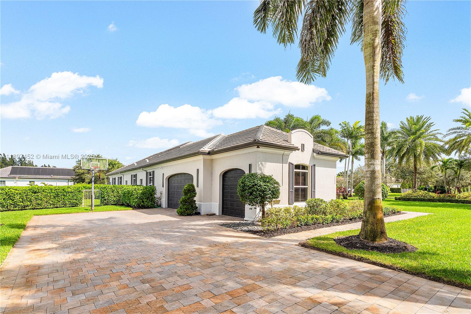 12525 SW 15th Mnr, Davie
