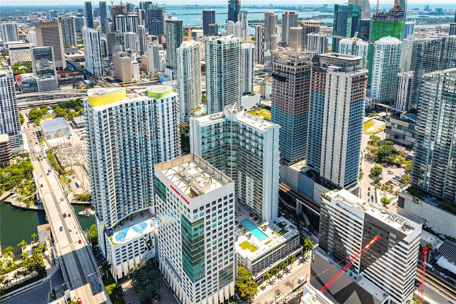 690 SW 1st Ct Unit: PH3102