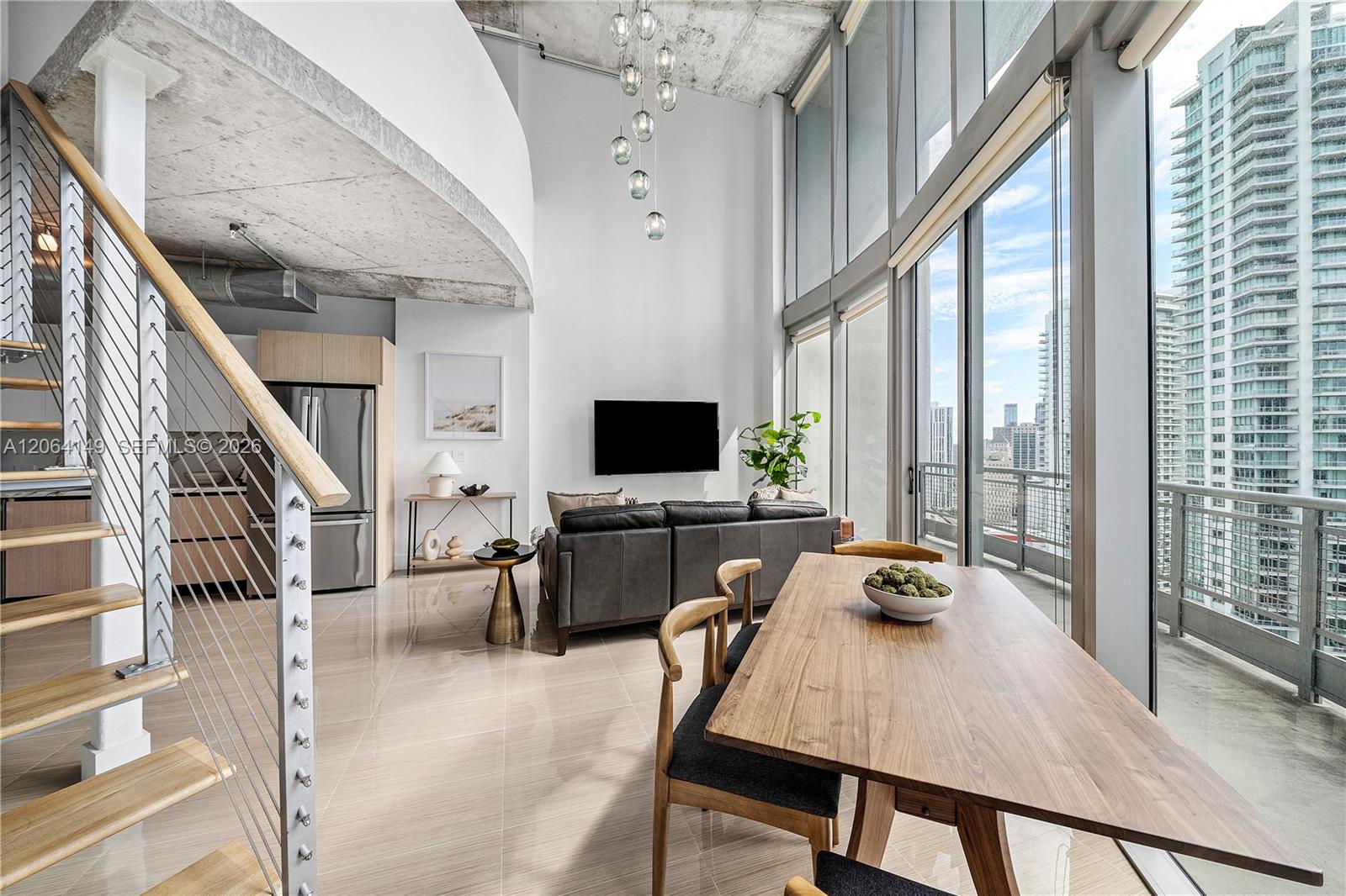690 SW 1st Ct Unit: PH3102