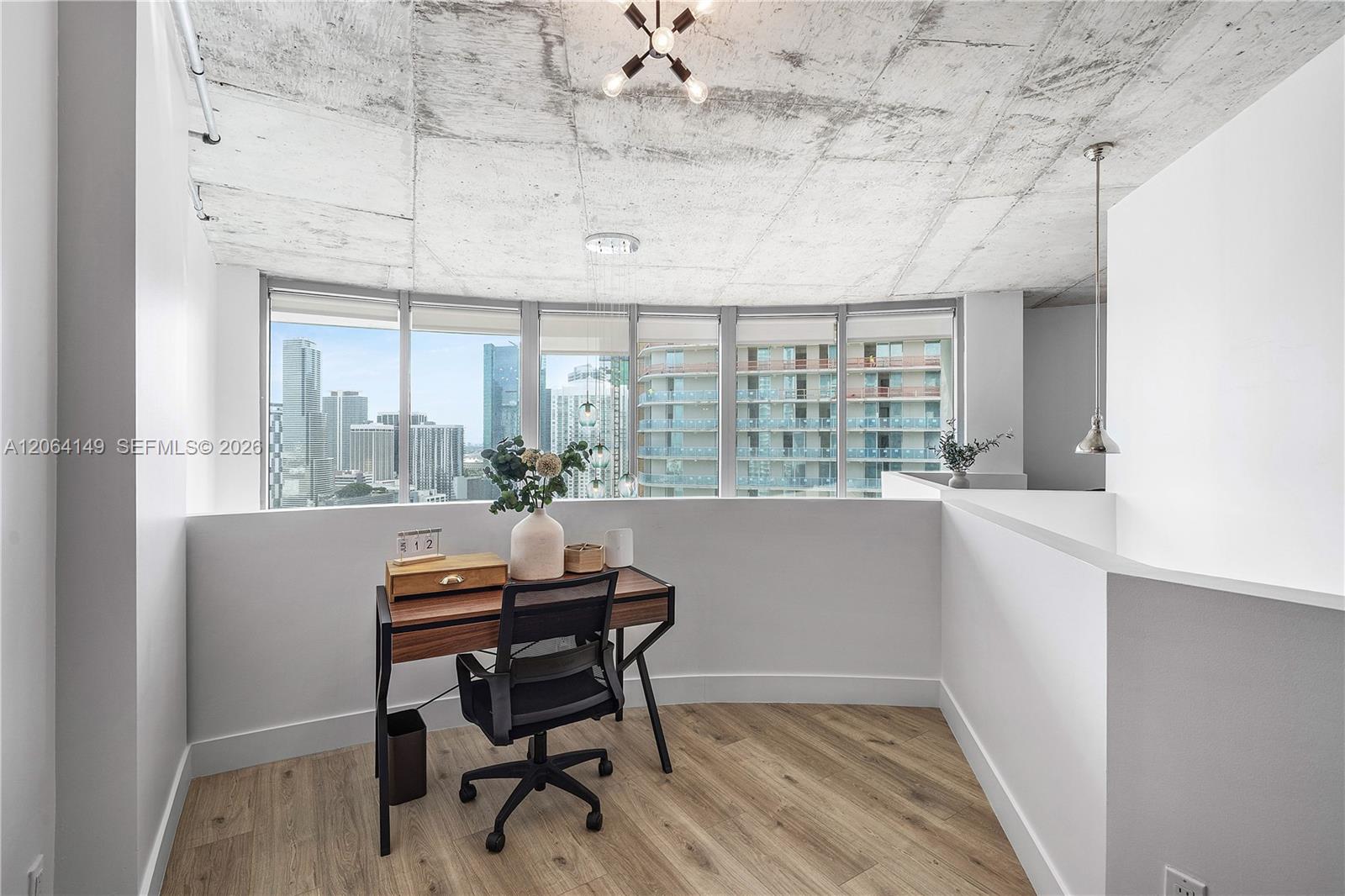 690 SW 1st Ct Unit: PH3102