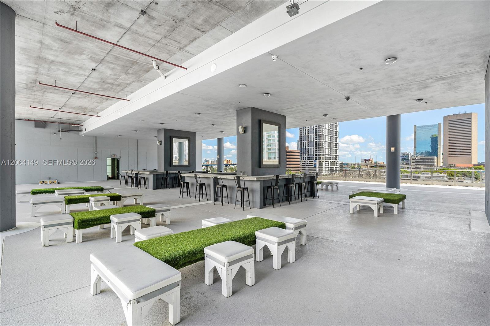 690 SW 1st Ct Unit: PH3102