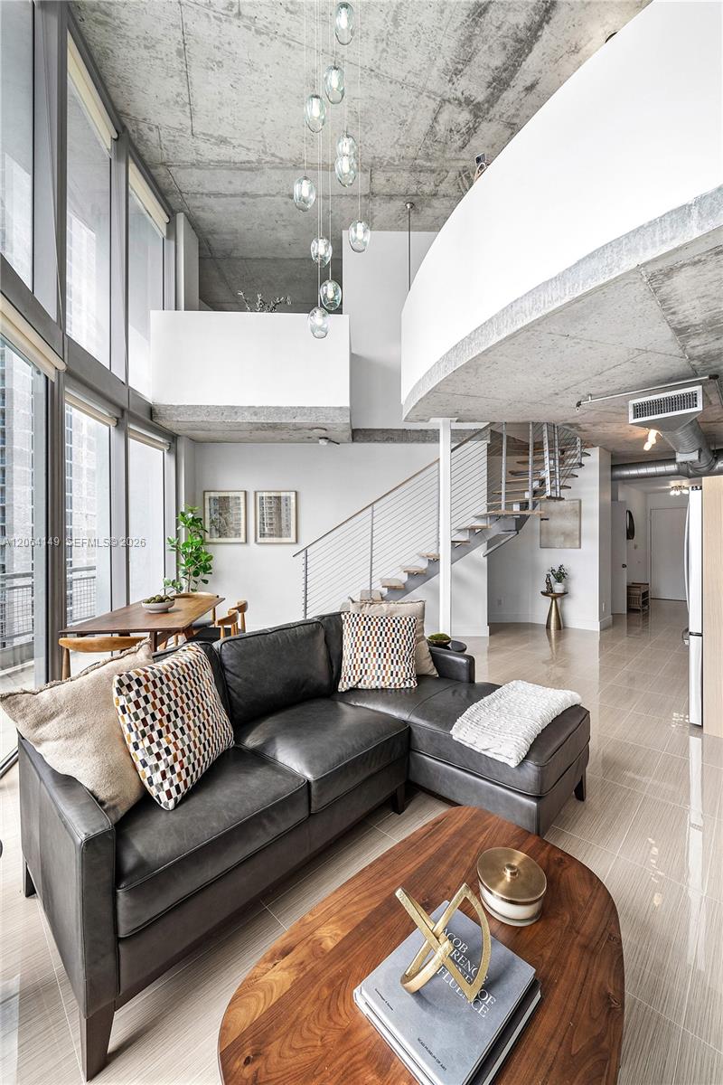 690 SW 1st Ct Unit: PH3102