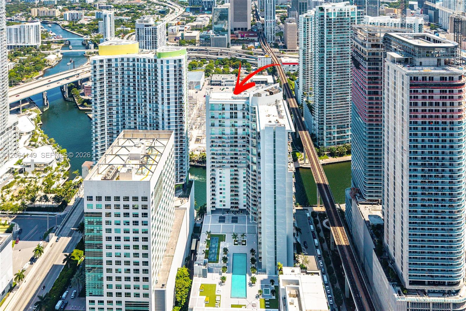 690 SW 1st Ct Unit: PH3102