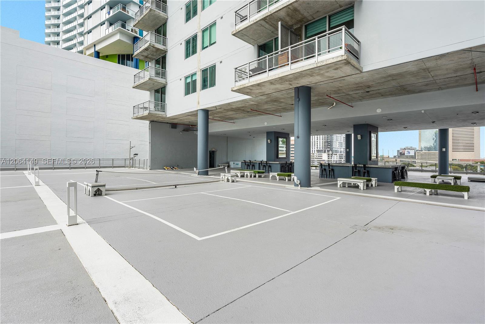 690 SW 1st Ct Unit: PH3102