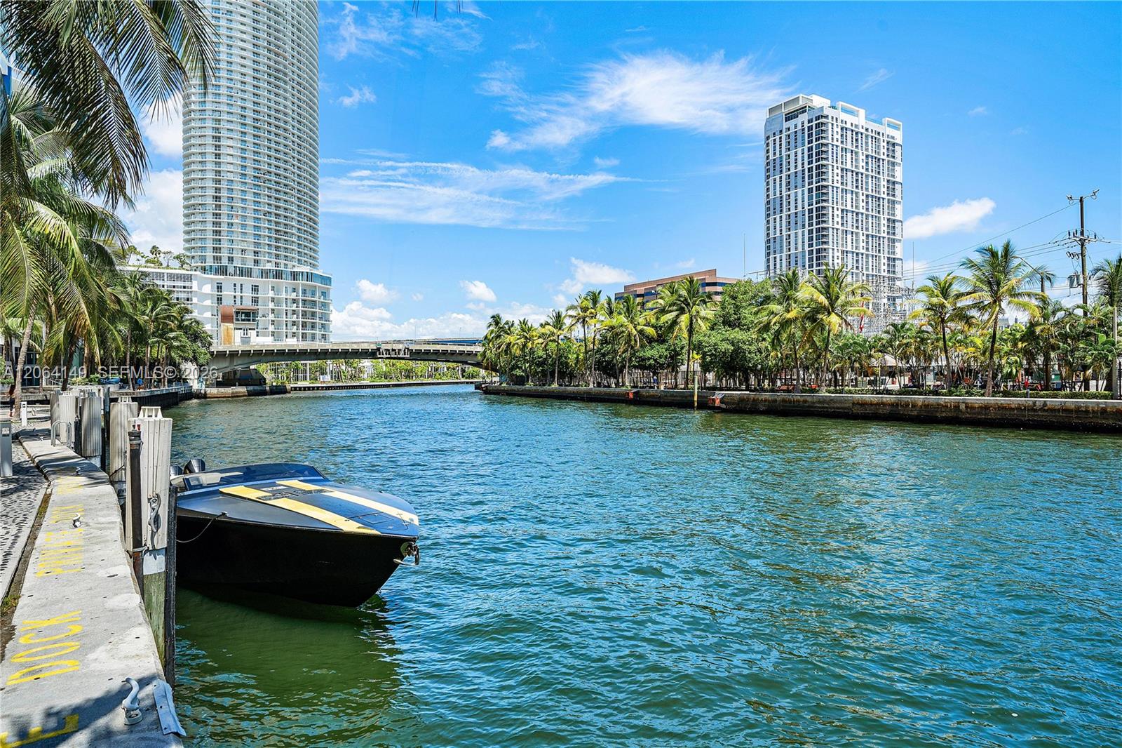 690 SW 1st Ct Unit: PH3102