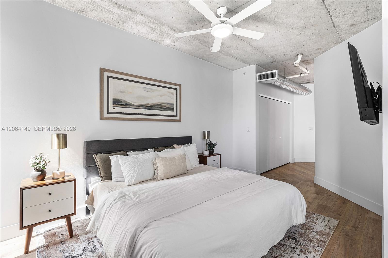 690 SW 1st Ct Unit: PH3102