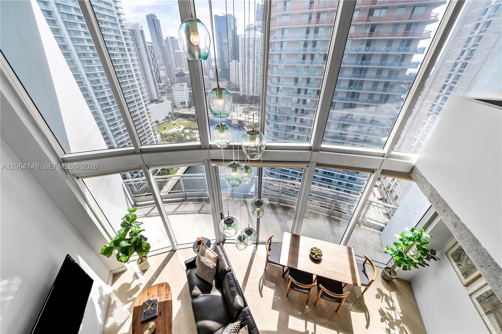 690 SW 1st Ct Unit: PH3102