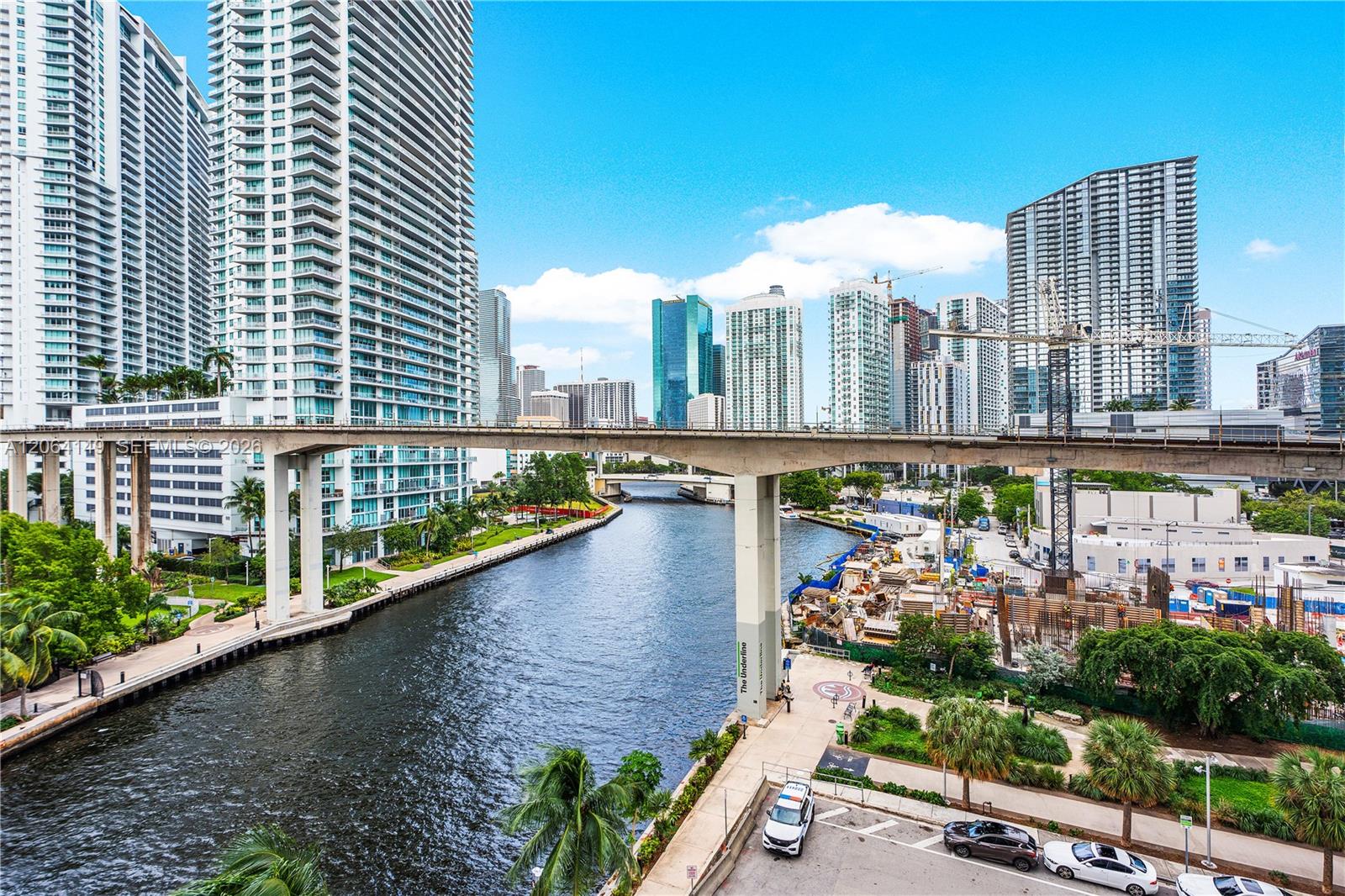 690 SW 1st Ct Unit: PH3102