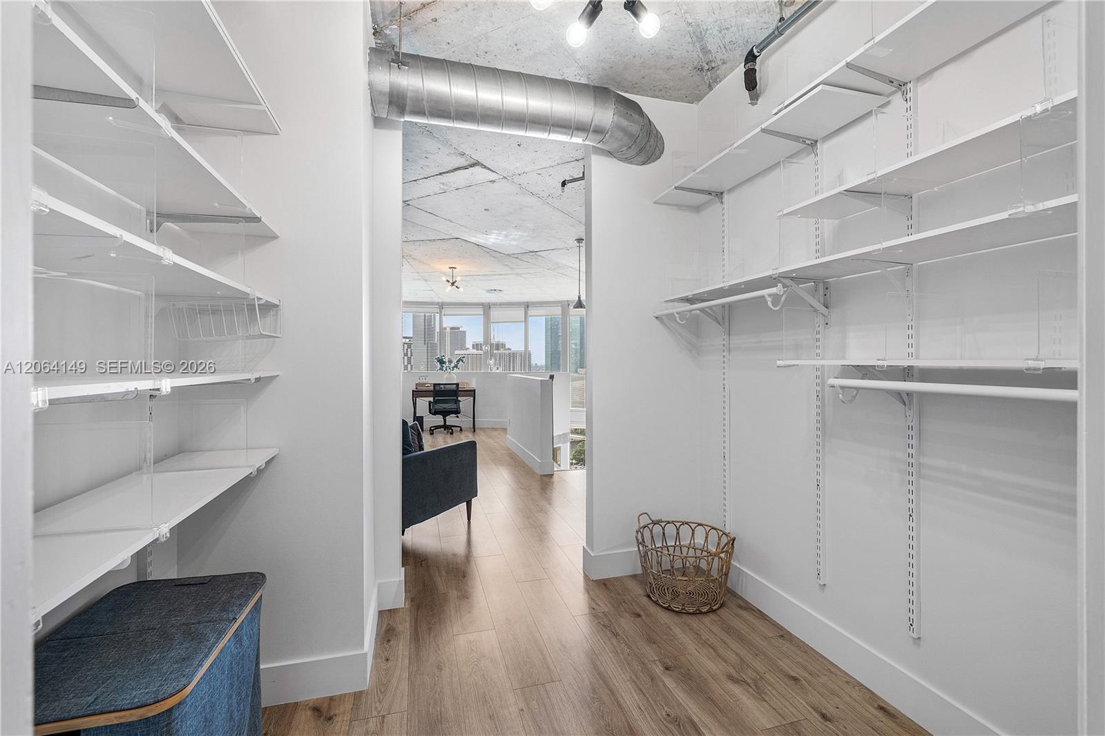 690 SW 1st Ct Unit: PH3102
