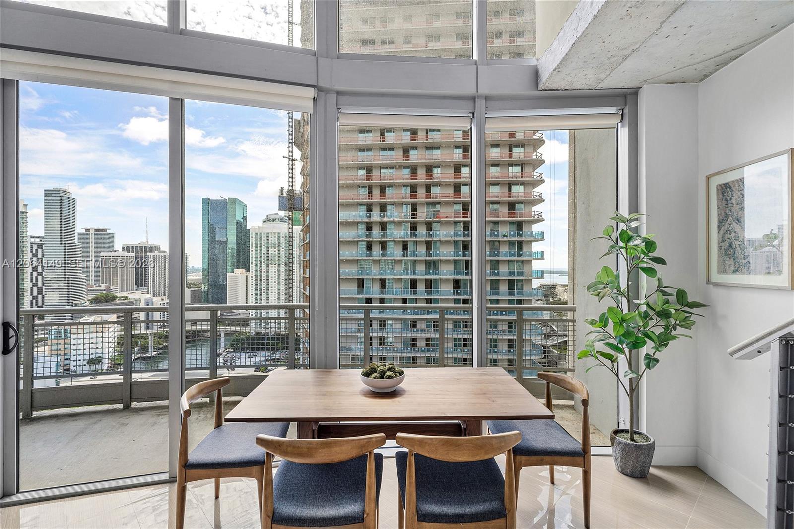 690 SW 1st Ct Unit: PH3102
