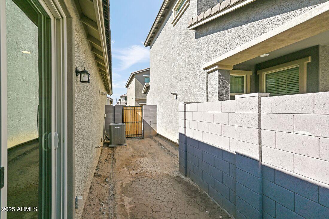 9994 W PICCADILLY Road