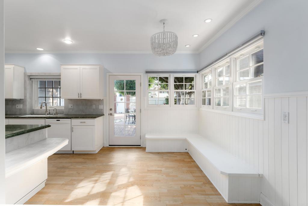 8228 Paseo del Ocaso