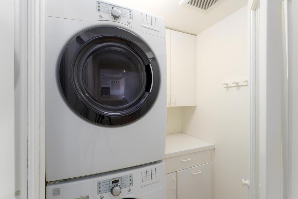 8228 Paseo del Ocaso