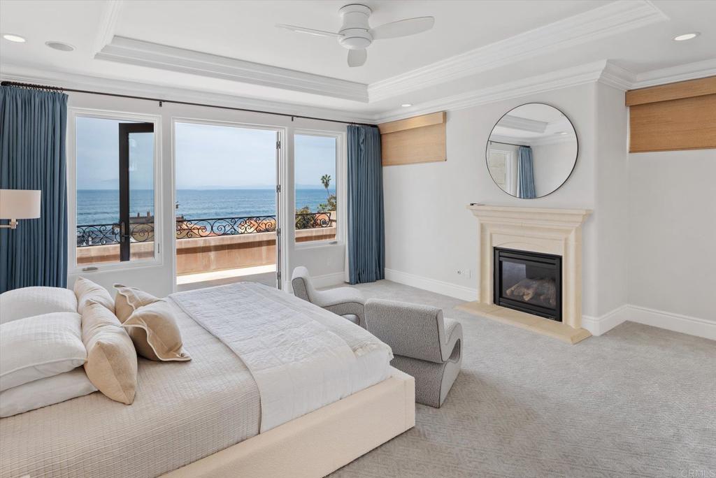 945 & 947 Coast Boulevard S