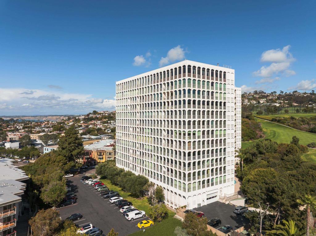 1001 Genter Street 9AB