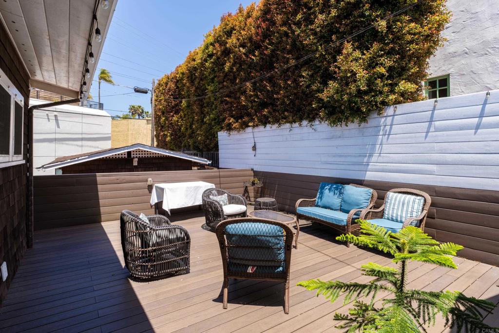 1138 Virginia Way