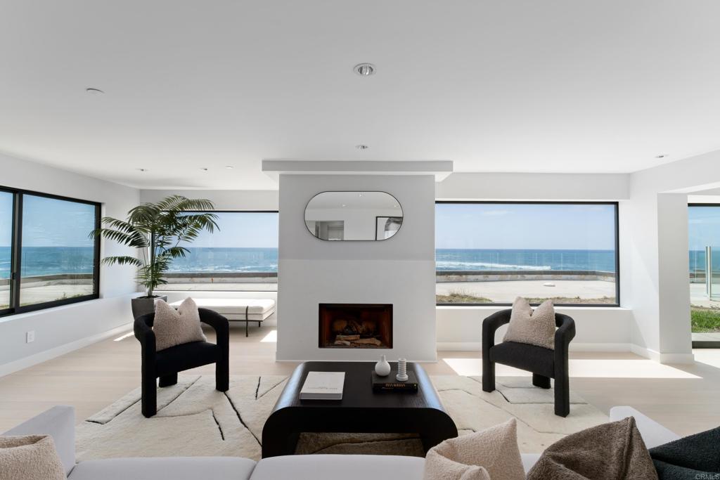 100 Coast Boulevard 101