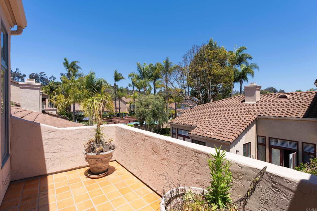 3647 Paseo Vista Famosa