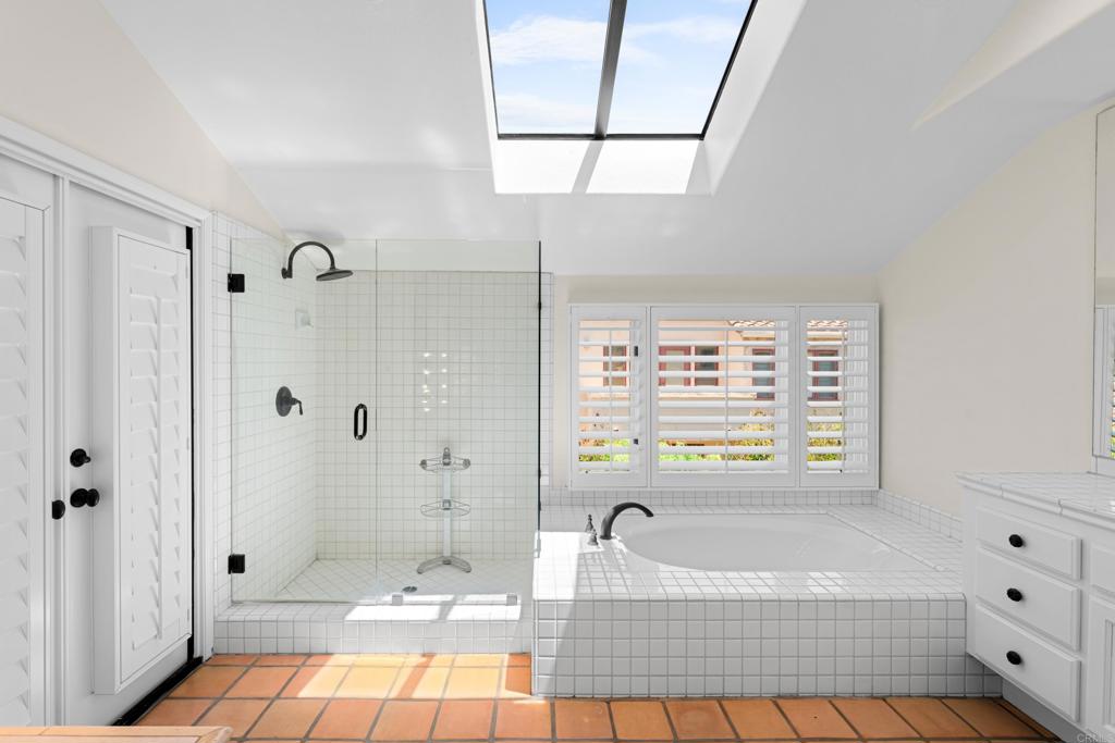 3647 Paseo Vista Famosa