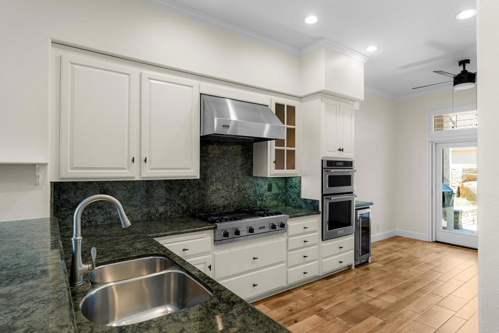 3647 Paseo Vista Famosa