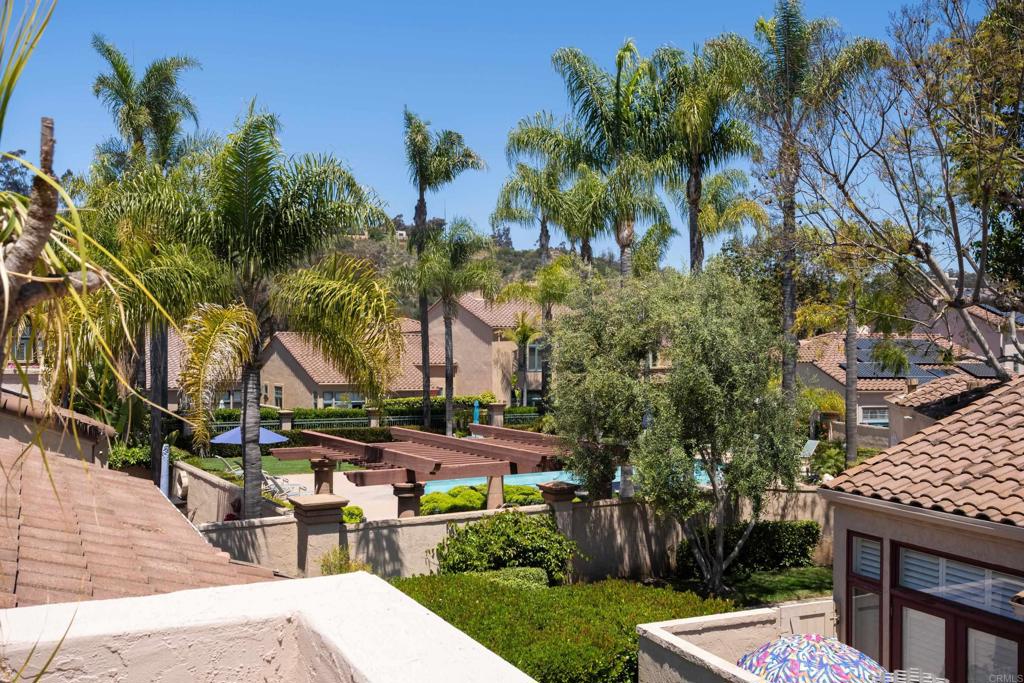3647 Paseo Vista Famosa
