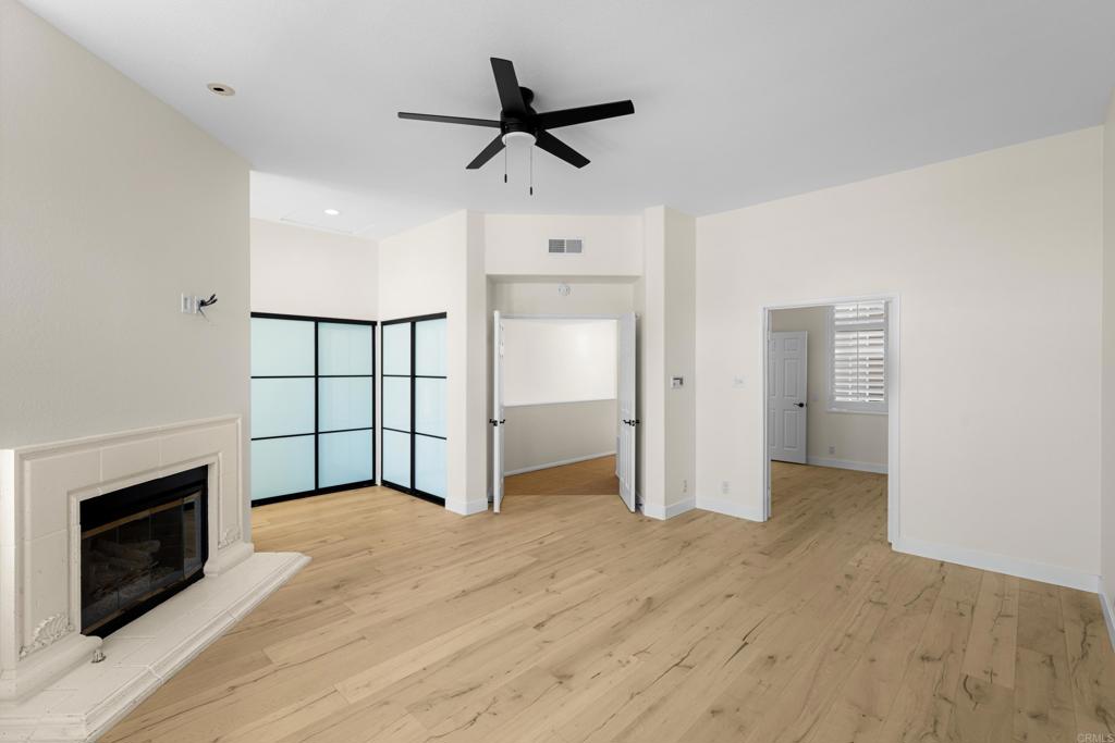 3647 Paseo Vista Famosa