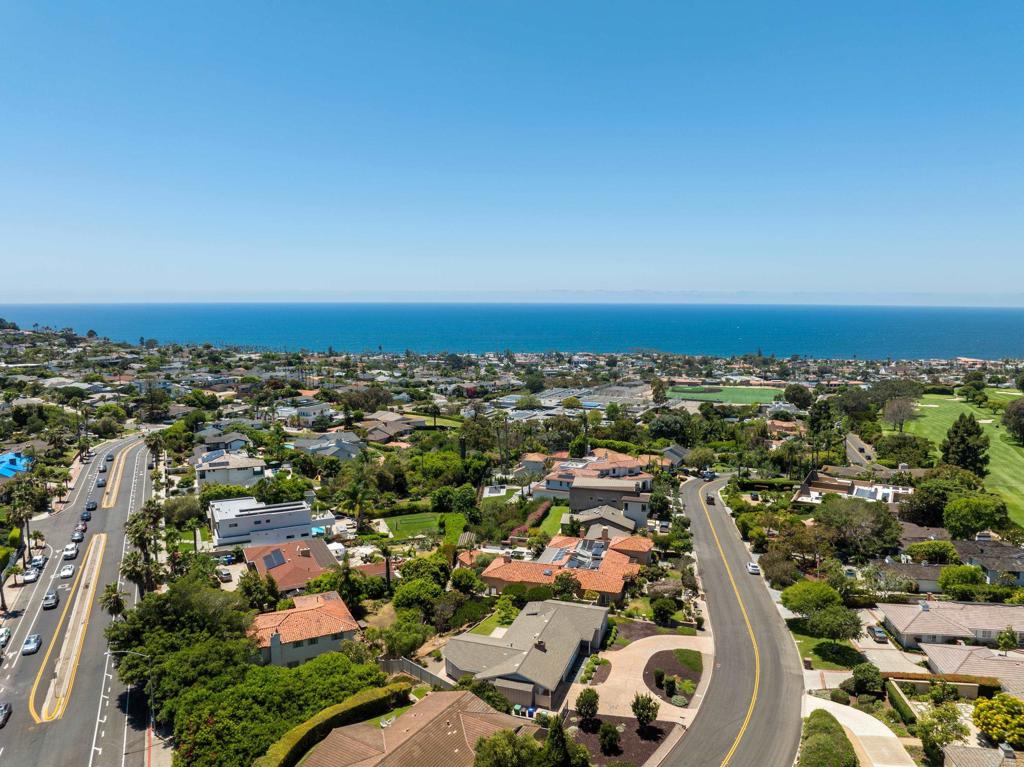 1381 W Muirlands Drive