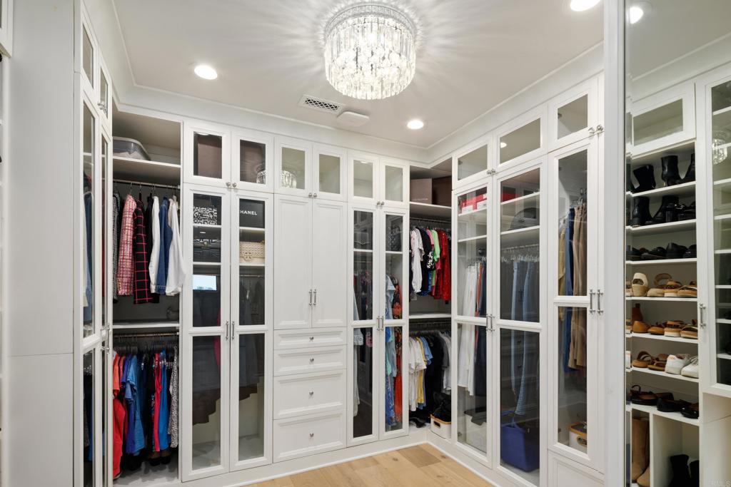 1264 La Jolla Rancho