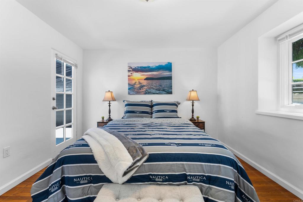 1303 15 Cave Street