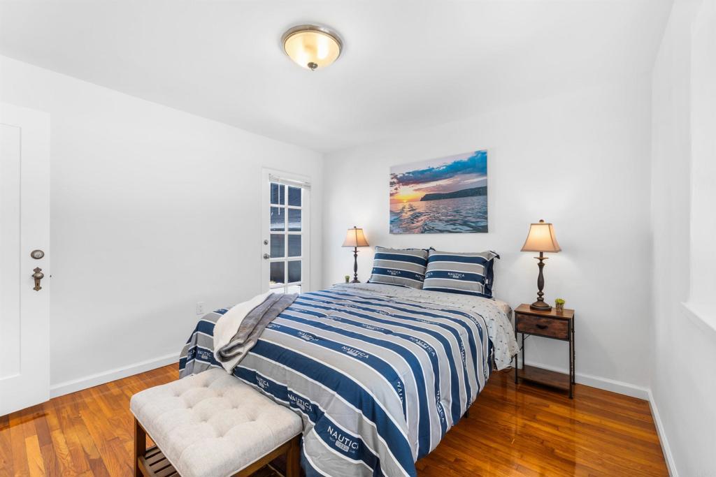 1303 15 Cave Street