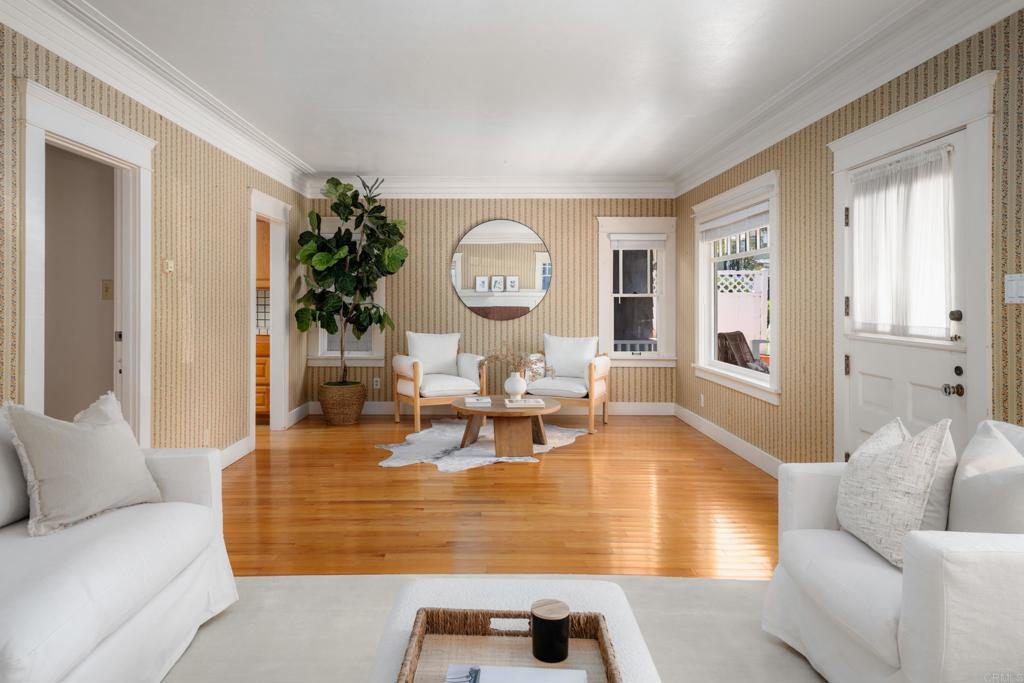 1138 Virginia Way