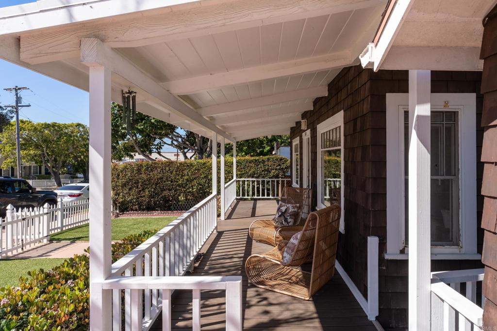 1138 Virginia Way