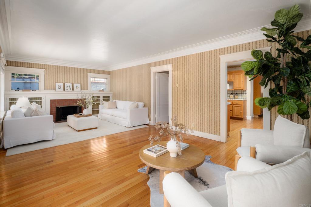 1138 Virginia Way
