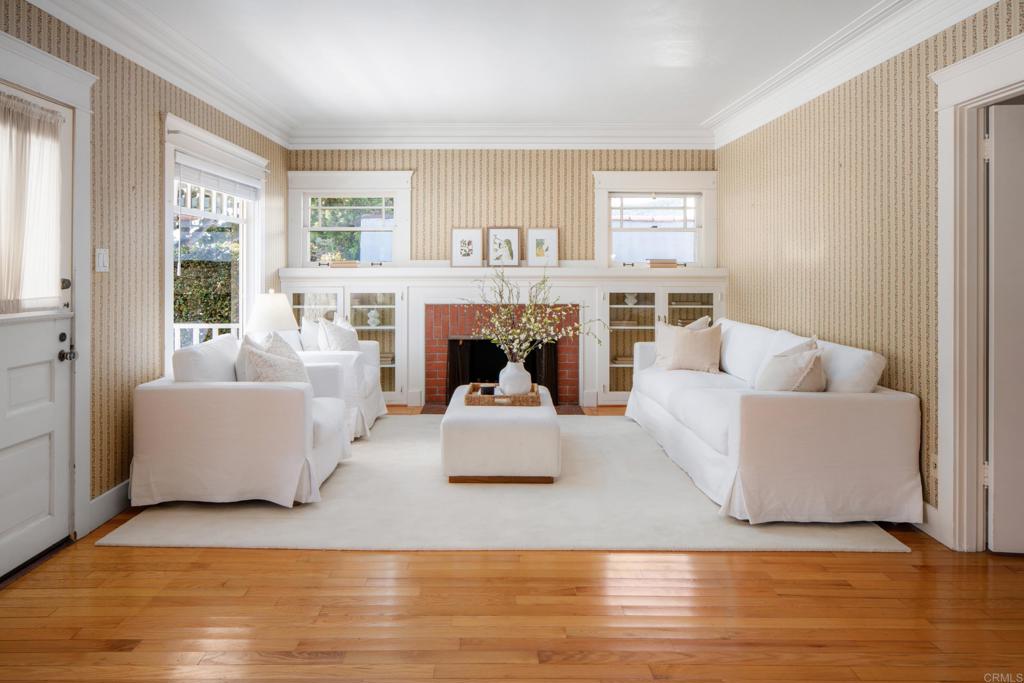 1138 Virginia Way