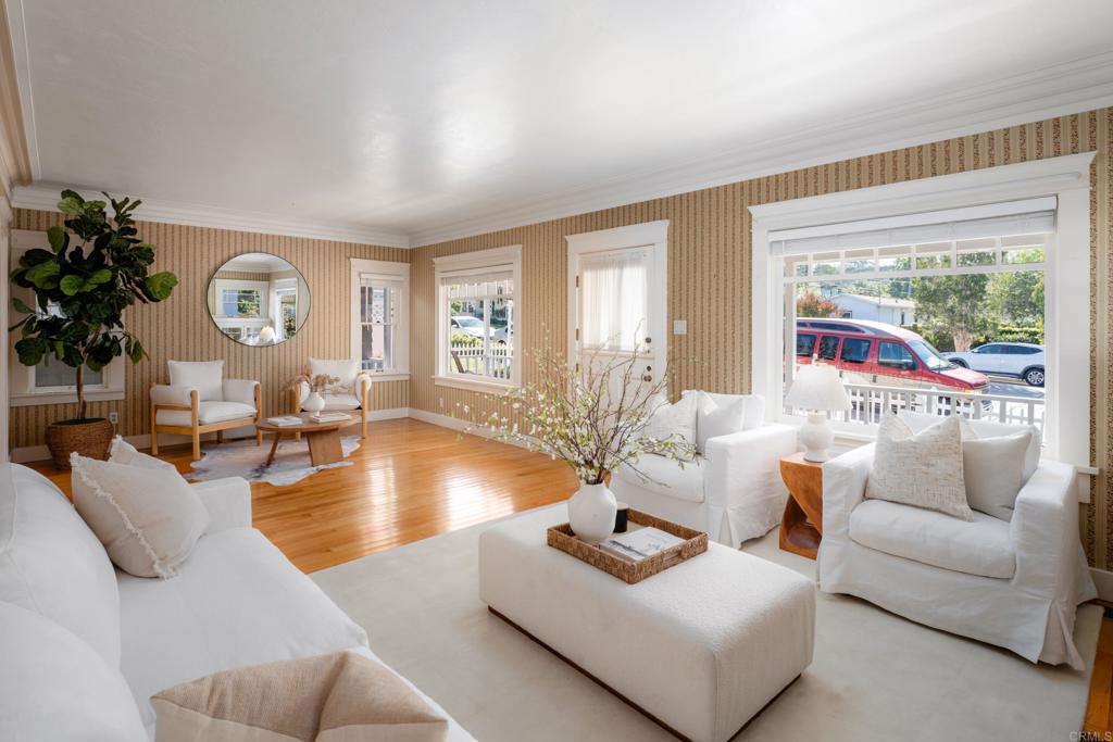 1138 Virginia Way