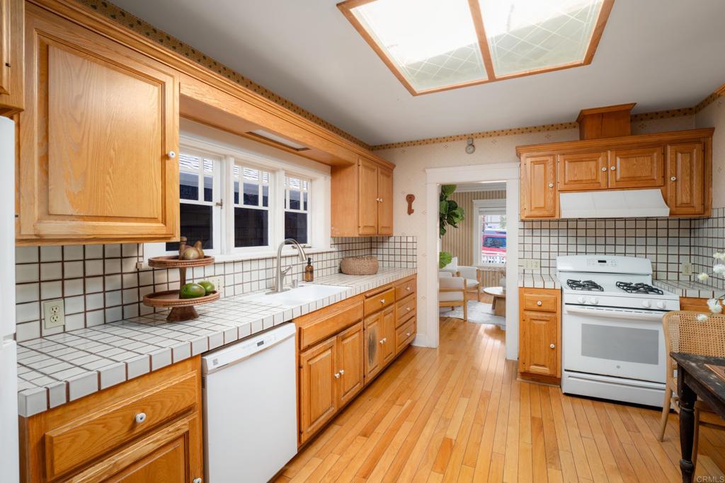 1138 Virginia Way