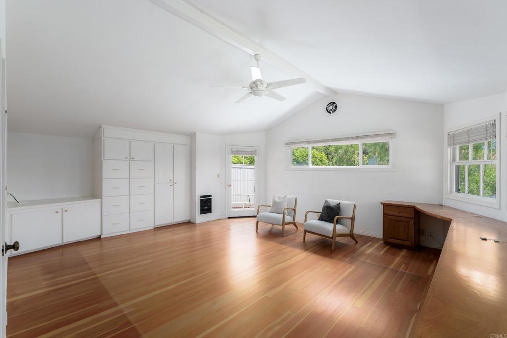 1381 W Muirlands Drive