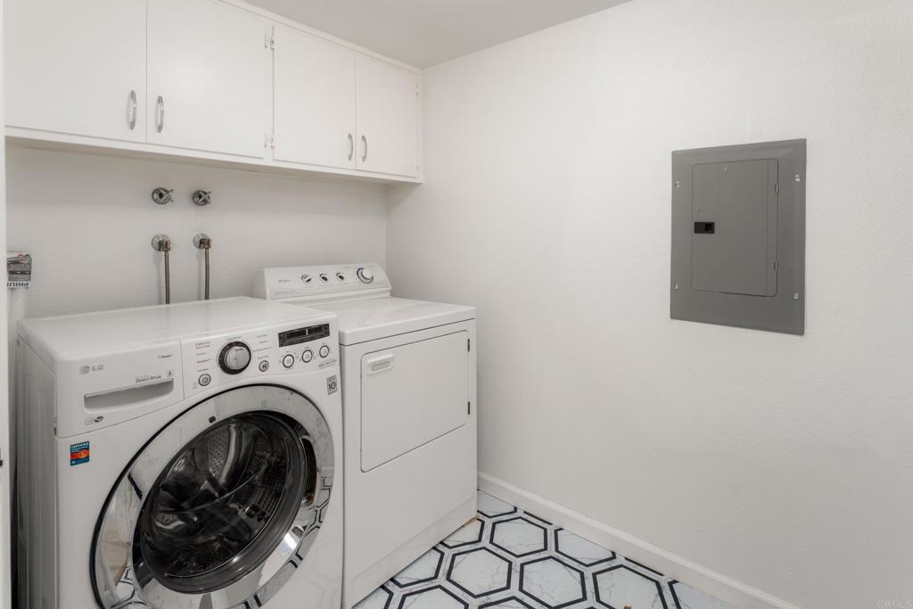 2420 Torrey Pines Road B303