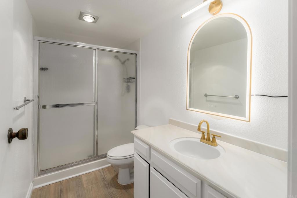 2420 Torrey Pines Road B303