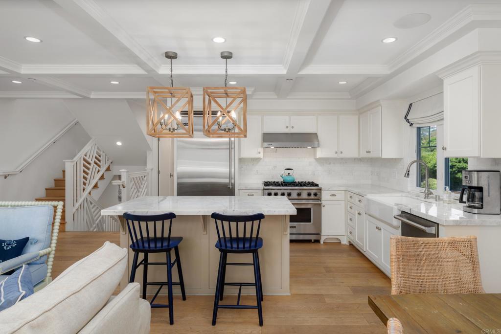 8020 La Jolla Shores Drive