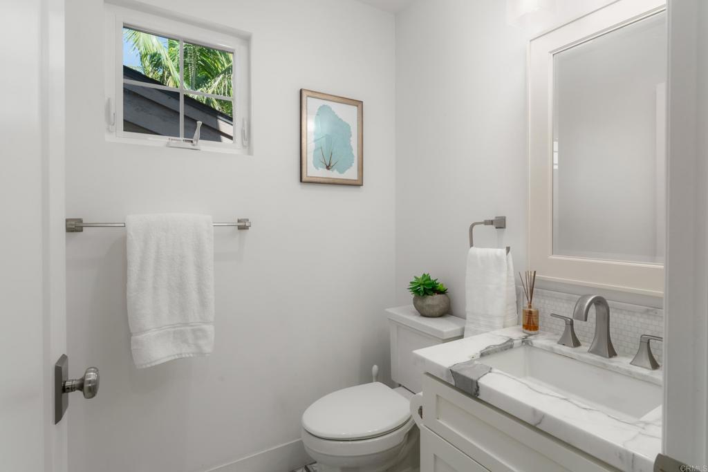 8020 La Jolla Shores Drive